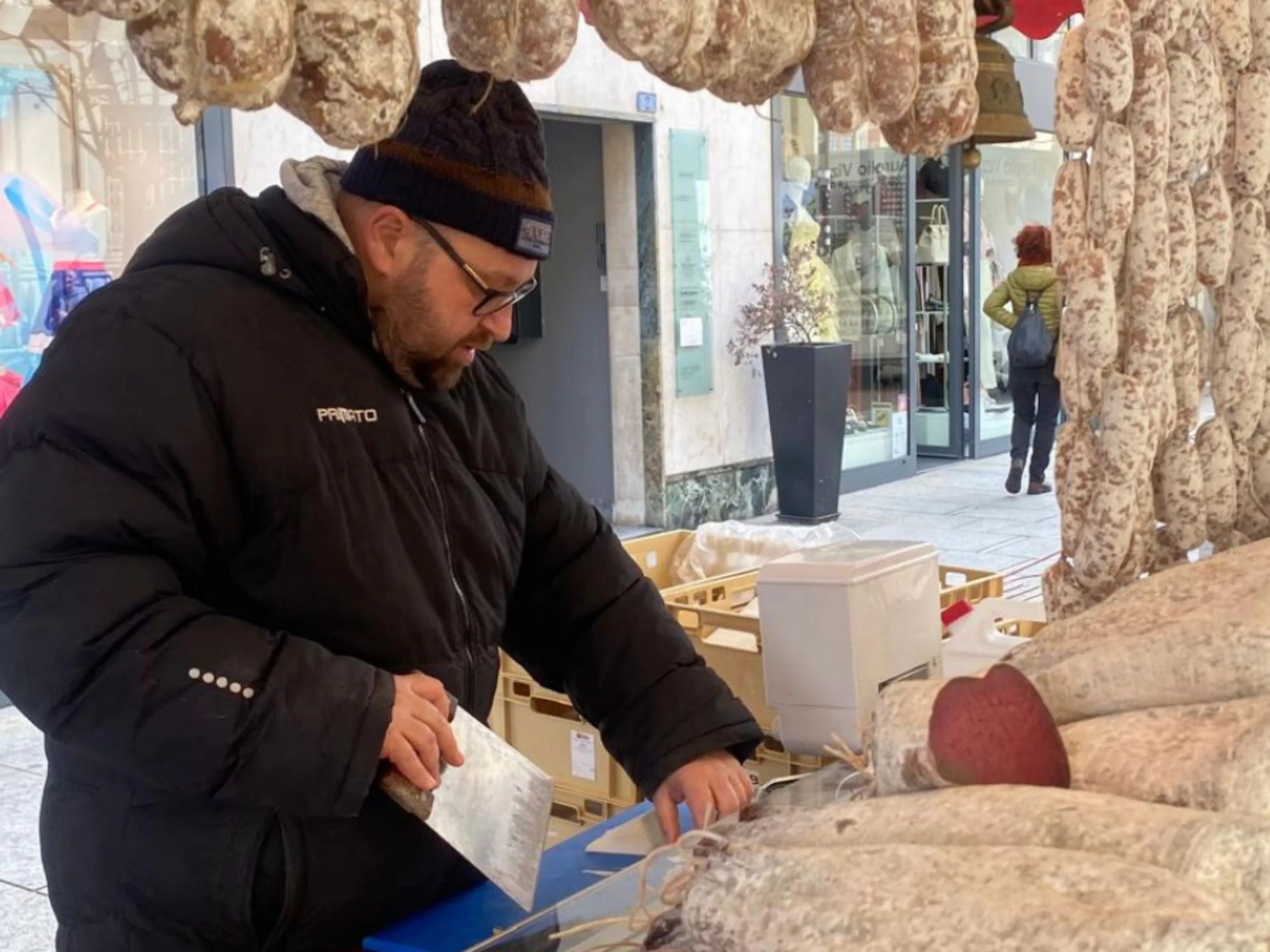 De Como (Itália): Excursão Privada de um Dia ao Mercado e Castelos de Bellinzona