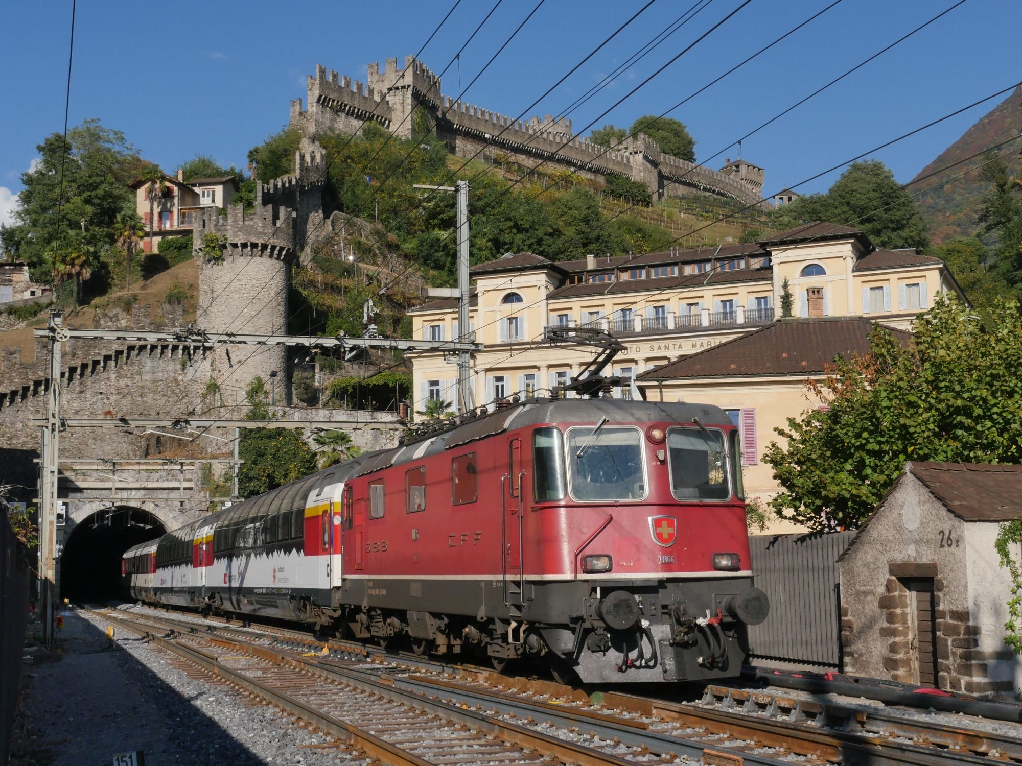 Панорамный экспресс Готтард_Беллинцона 2_©SBB CFF FFS