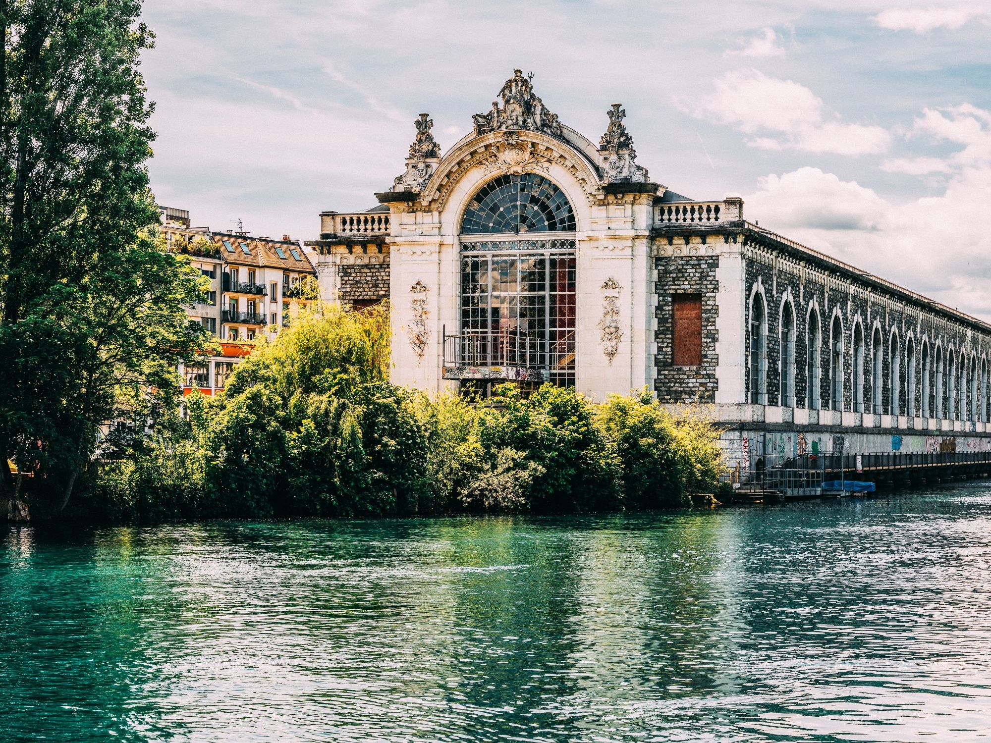 Будівля моторного депо