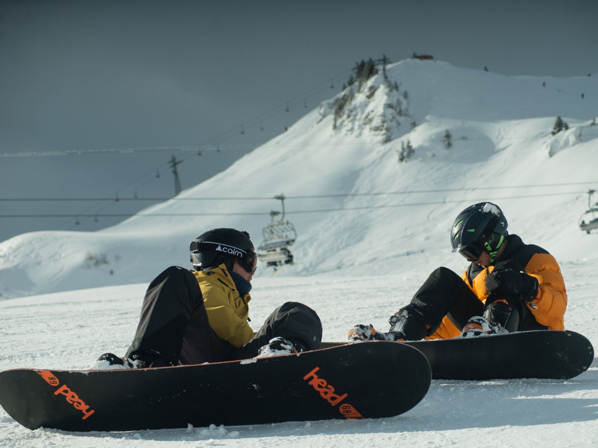 group-kids-club-snowboarding-from-experience-champery