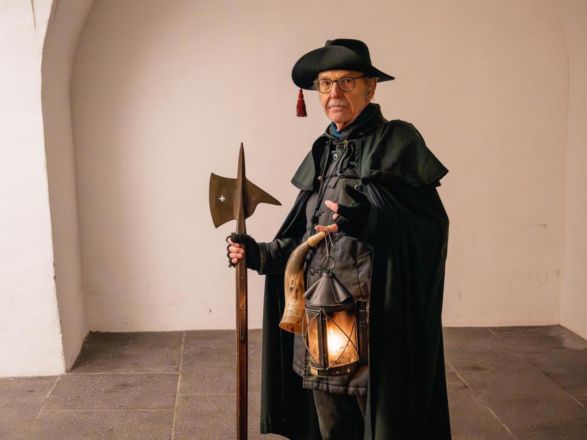 الغموض-تون-حارس-الليل03