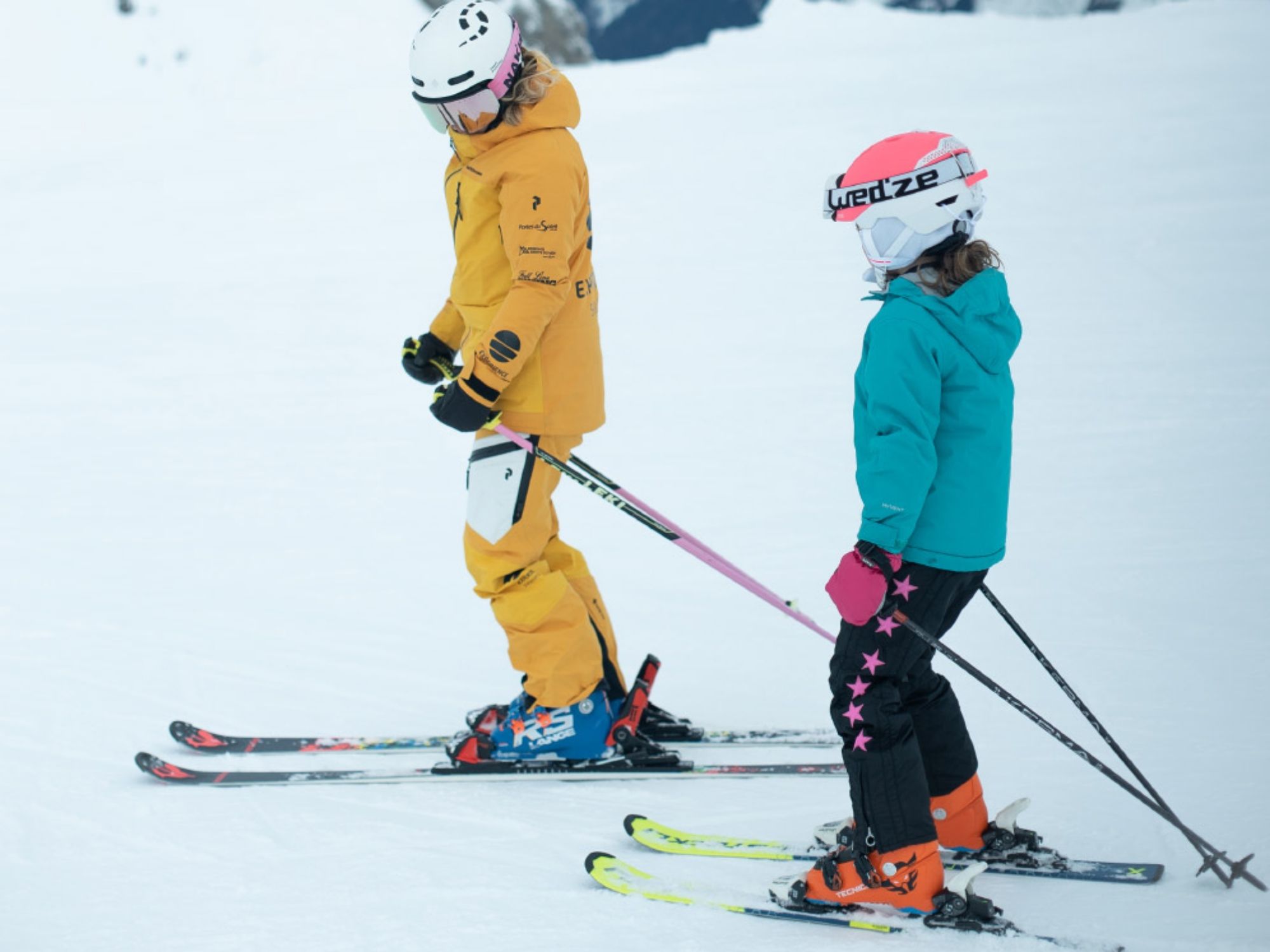 child-with-instructor-champery-kids-private-lesson