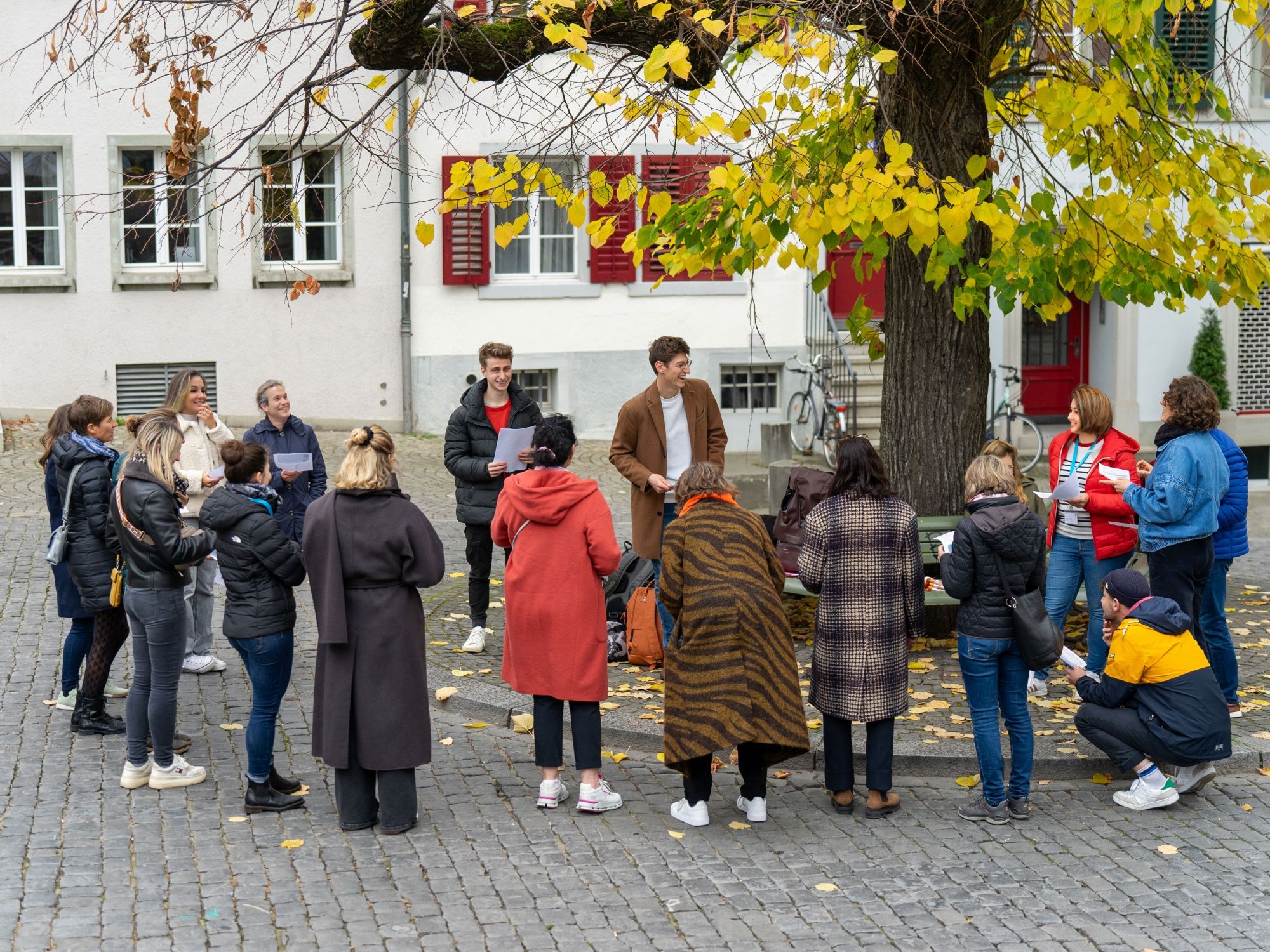 2 - Fotografie de grup