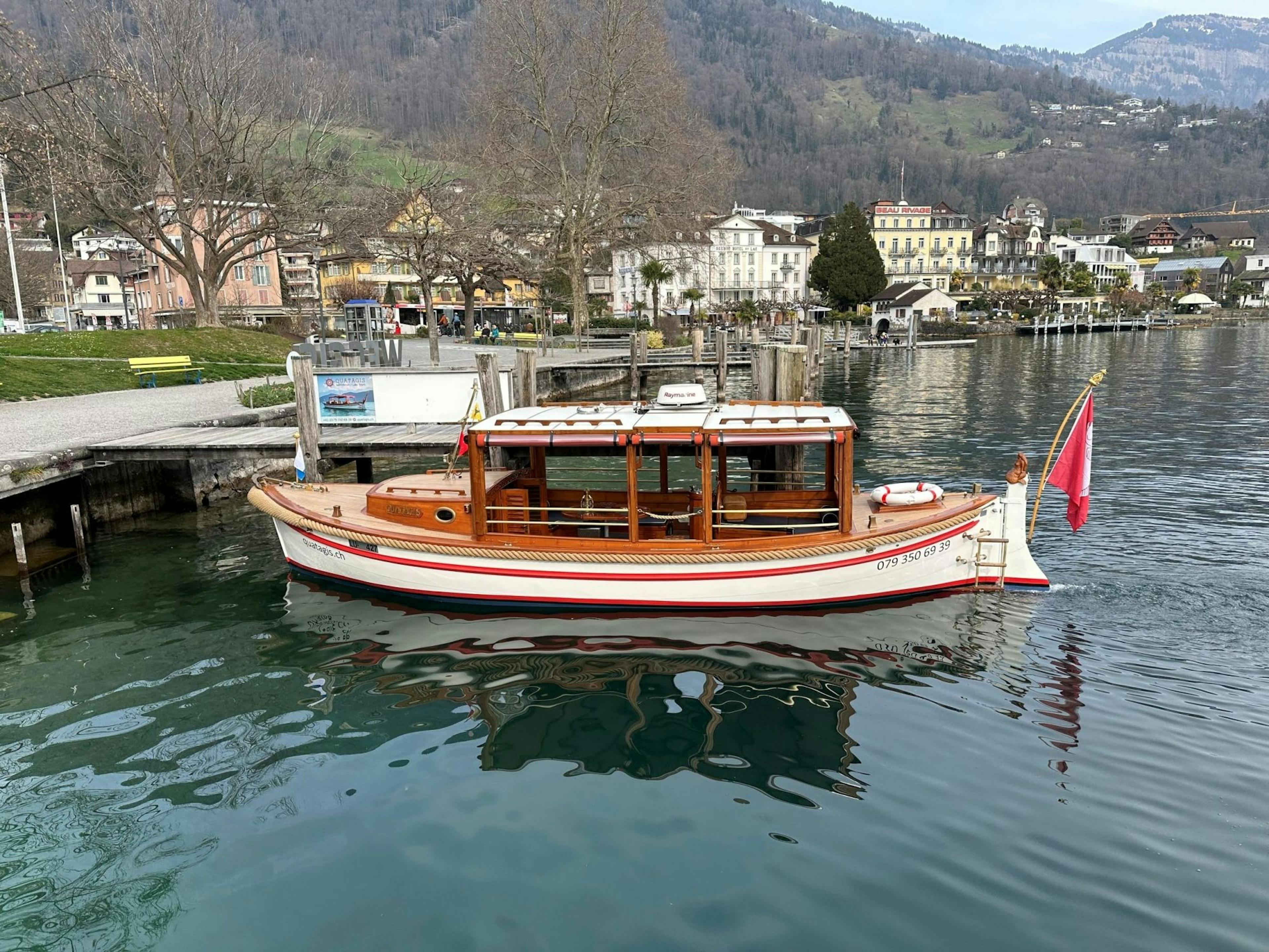Private boat trip on Lake Lucerne from Lucerne