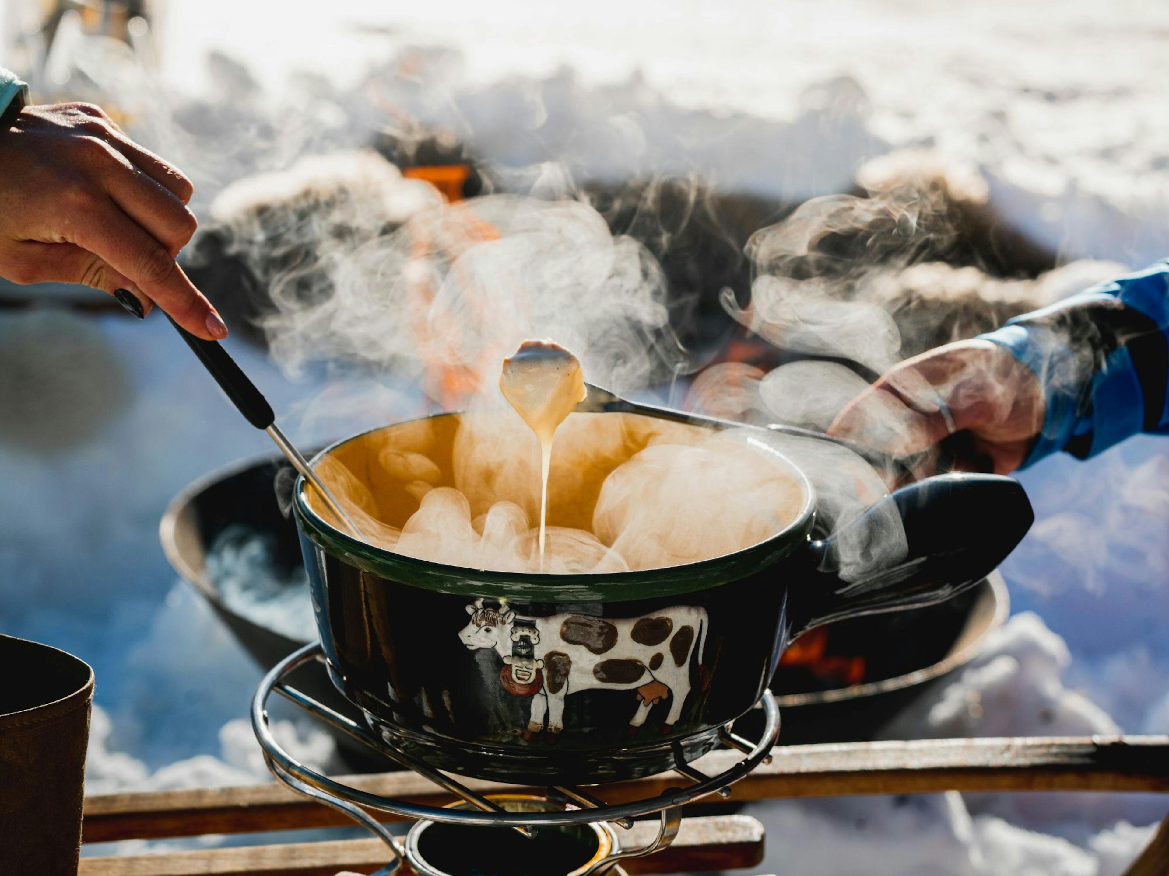 Winter bike tour with fondue from St. Moritz
