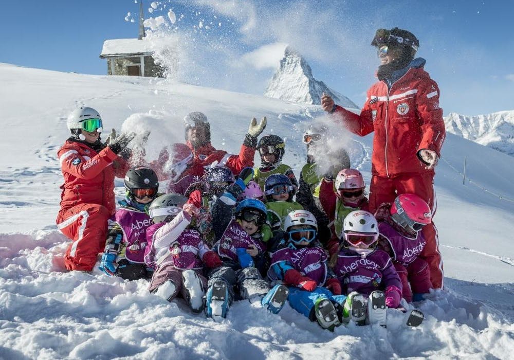 Snowli Kids Village Gruppe Skikurs Kinder (Foto © Zermatters) 