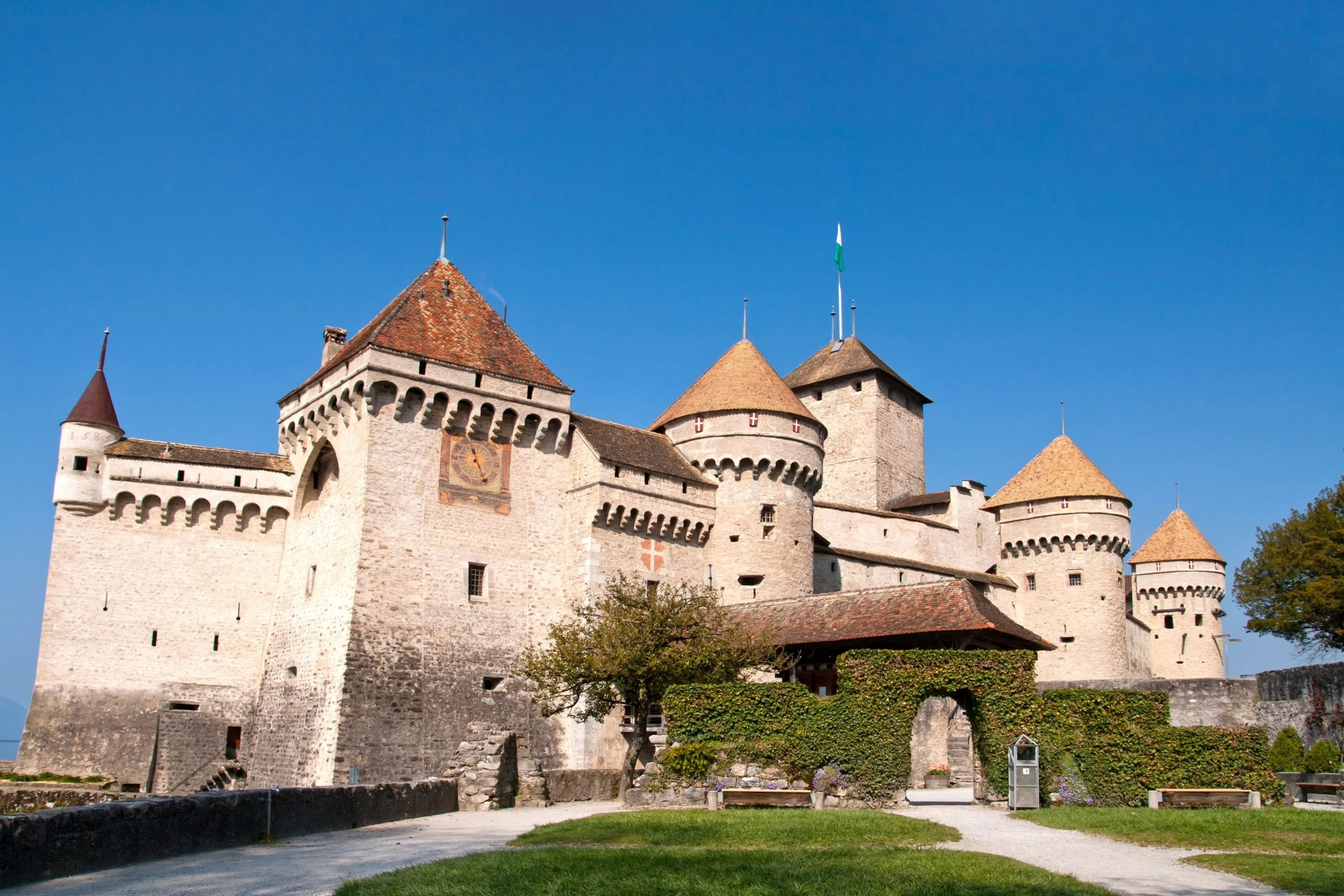 The 20 Most Worth Seeing Castles In Switzerland Swiss Activities the-20-most-worth-seeing-castles-in-switzerland-swiss-activities