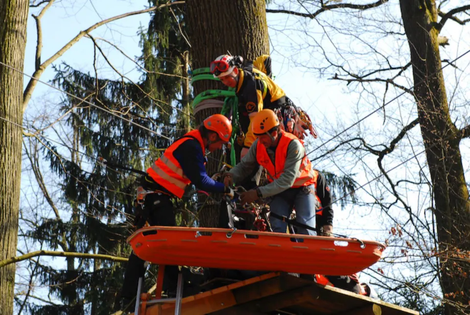 Seilparks ROPETECH Bern Rettungsübung