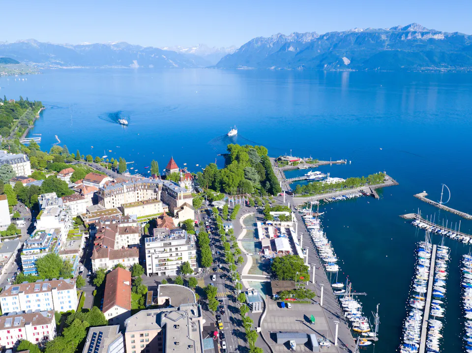 Lausanne mit See