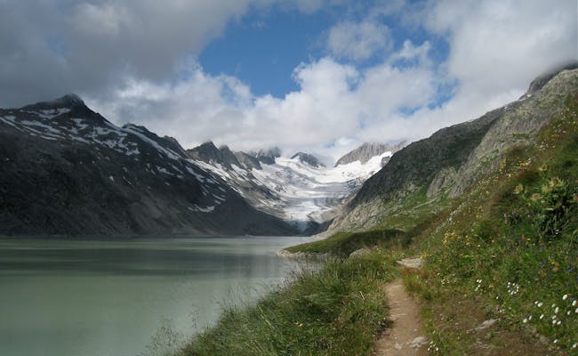 Lake in the Haslital (Photo: Jungfrau Region Haslital Tourism)