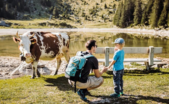 Family excursion to the Gantrisch Nature Park (Photo: Switzerland Tourism Ivo Scholz)