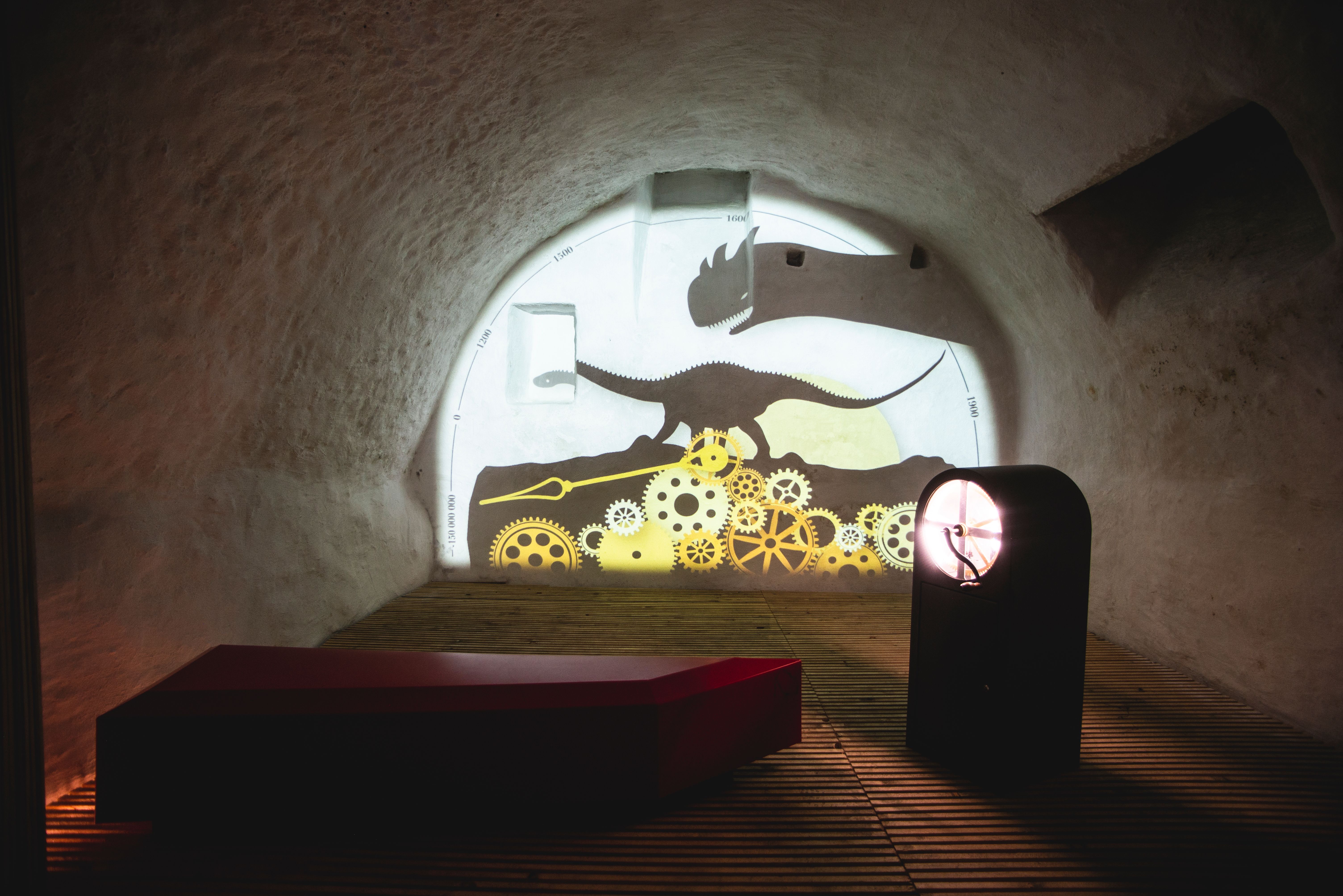 Μυστικός Κύκλος Πορεντρούι: Δημιουργική ψηφιακή εγκατάσταση σε εντυπωσιακό εσωτερικό χώρο.