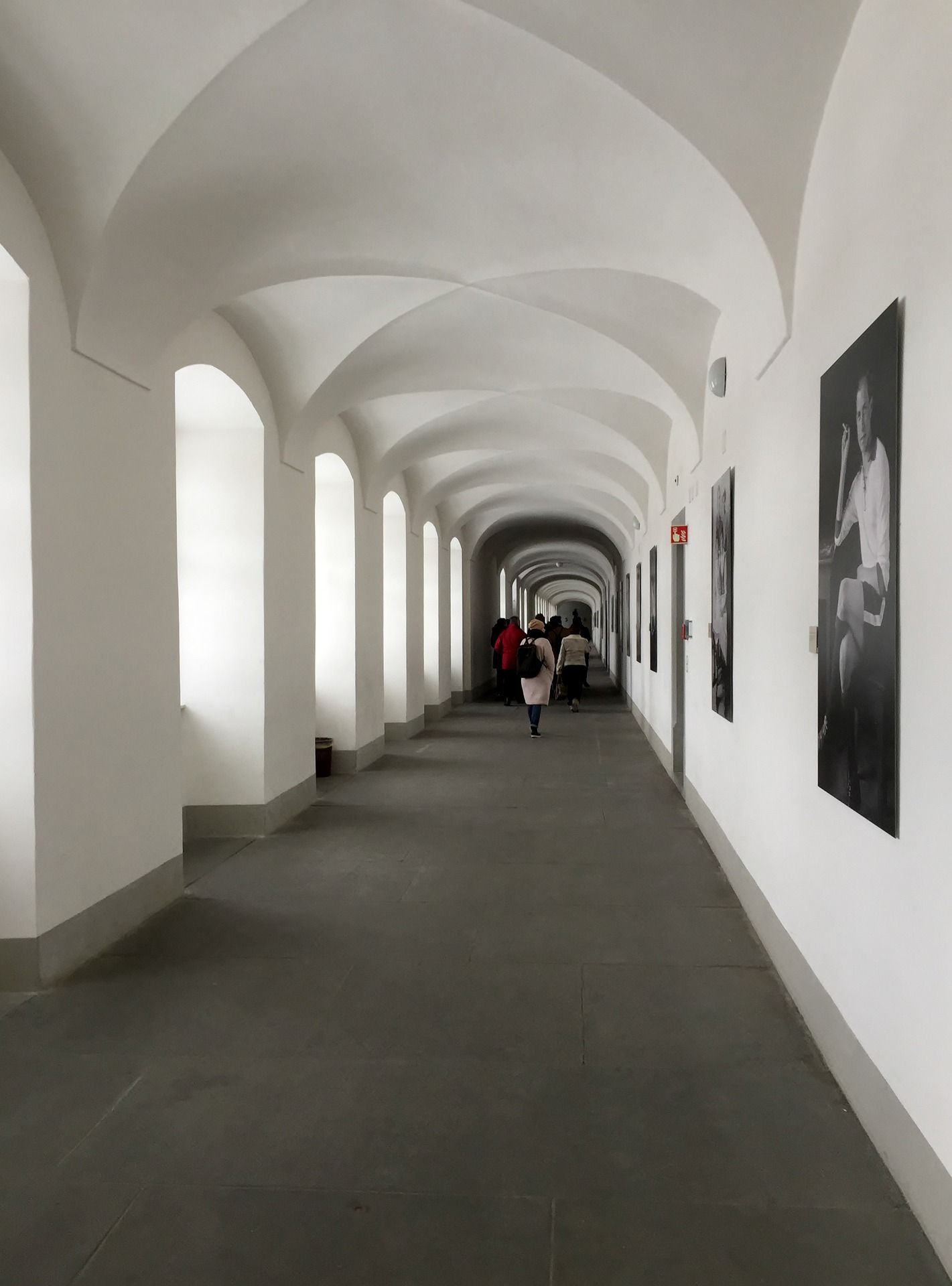Einsiedeln kloster: inspirerande promenad med konstverk i klostret, upplev kultur och arkitektur.