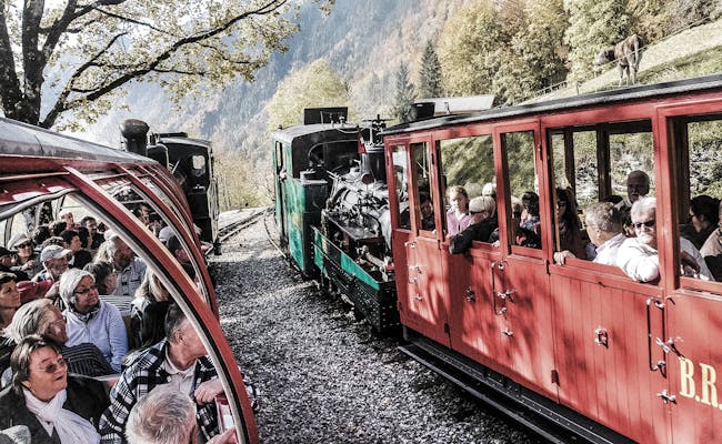 Steam locomotive of the Brienzer Rothorn Bahn in operation with passengers.