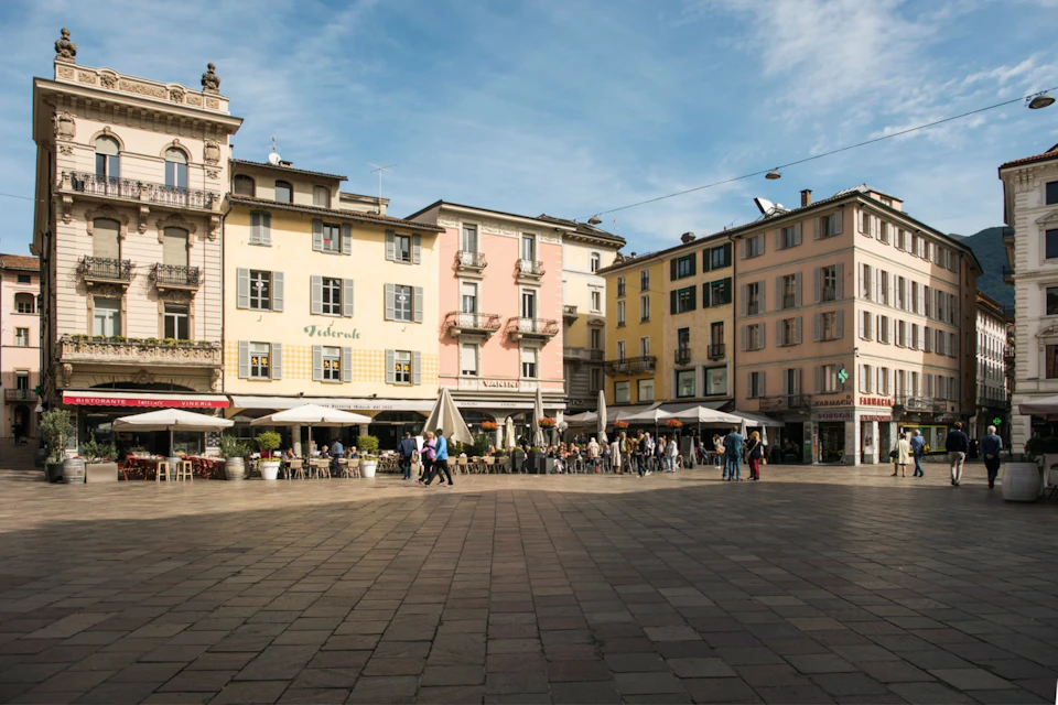 Lugano Piazza Riforma