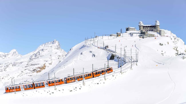  3100 Kulmhotel Winter (Foto © Gornergrat Bahn, Zermatt Tourismus)