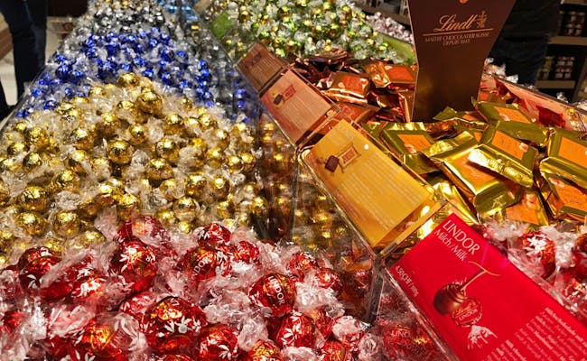 Lindt Home of Chocolate: Entdecke verschiedene Schokoladensorten in Zürich.