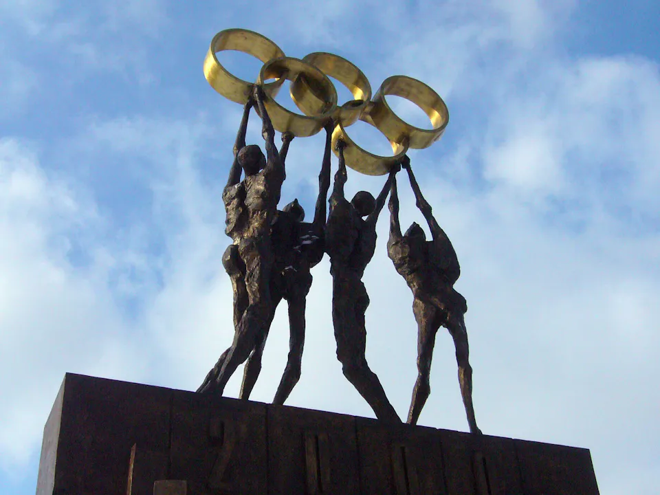 Lausanne Sculpture Olimpia