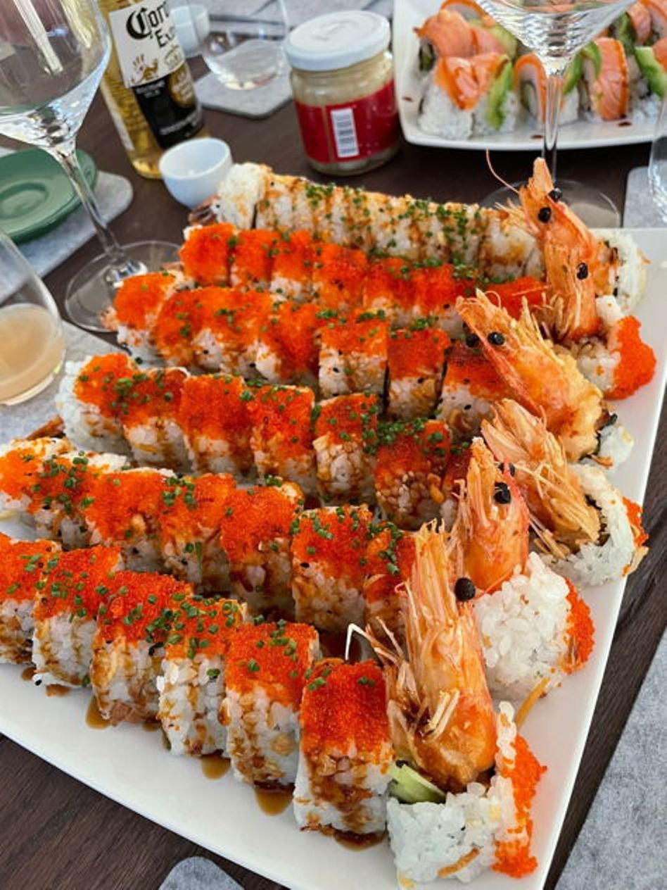 Курсы по суши в Луцерне с роллами, креветками и гарнирами