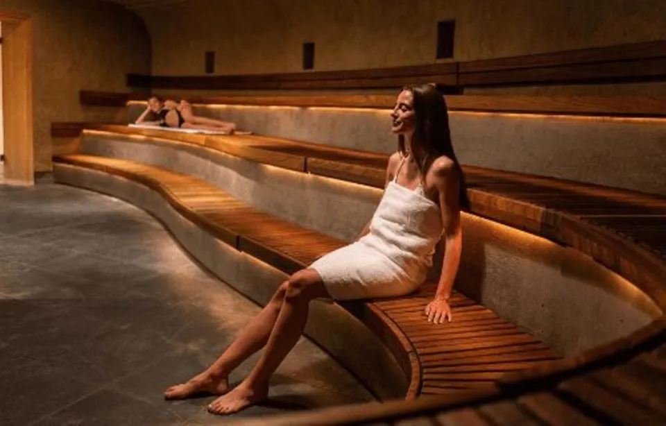 Splash and Spa Sauna