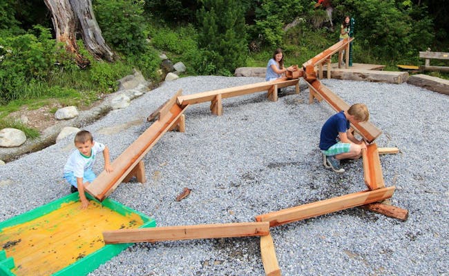 Children's playground (Photo: Rigi Bahnen)
