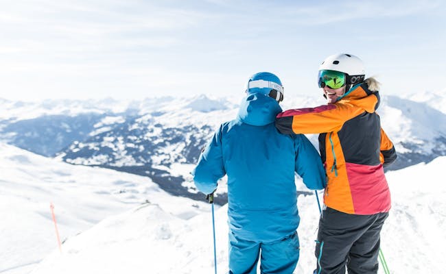Skiën in Arosa met vrienden, sneeuw en bergen