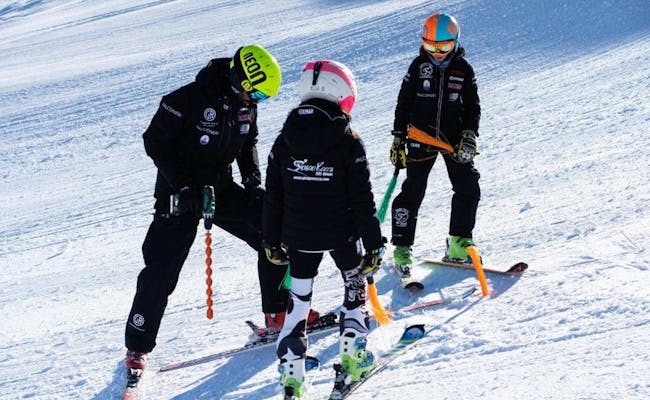 Ski School (Photo: Giorgio Rocca Ski Academy)