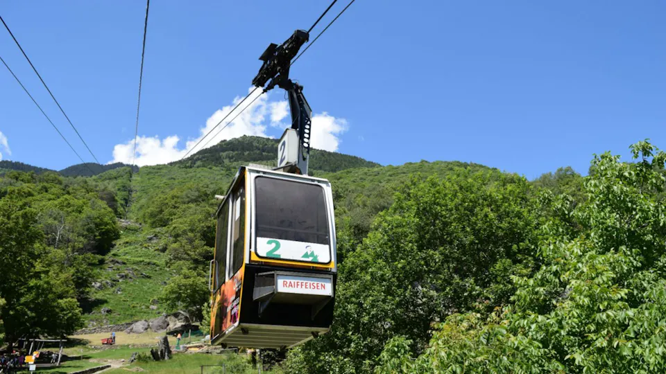 Tessin Bergbahnen Gondelbahn Monte Carasso - Mornera