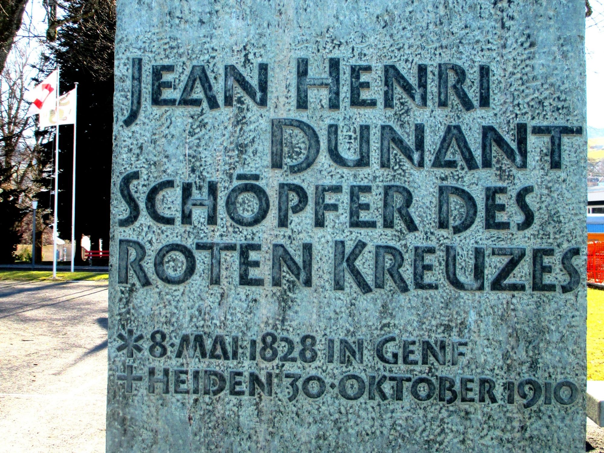 ジャン・アンリ・デュナン、赤十字の創設者、ハイデンの記念碑