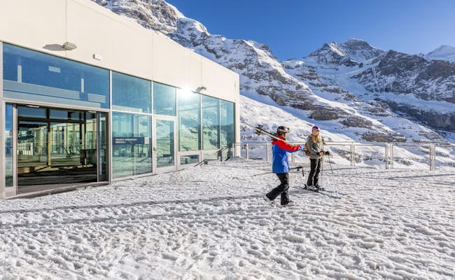 Exit ski slope Moench Jungfrau (Photo: Jungfrau Railways)