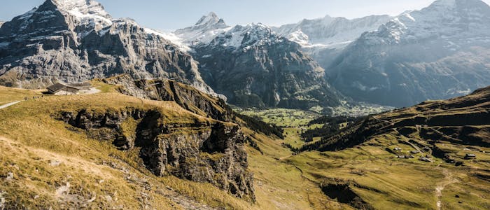 Grindelwald First Cliff Walk (photo : Suisse Tourisme Markus Aebischer)