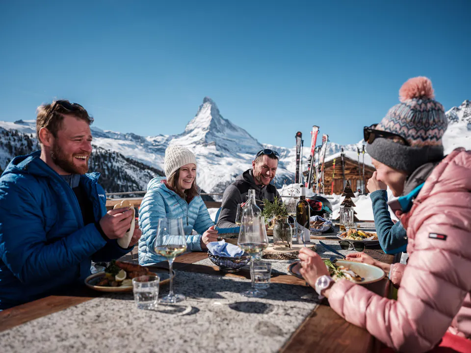 Matterhorn Glacier Paradise - Gourmet auf der Piste  