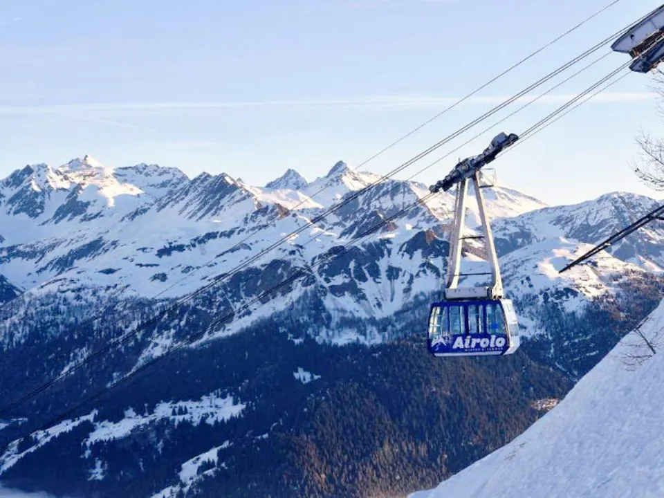 Tessin Bergbahnen Pendelbahn Airolo - Pesciüm 