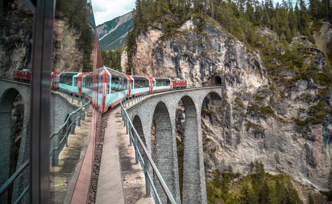 Viaduc de Landwasser (photo : Suisse Tourismis Francesc Baj)