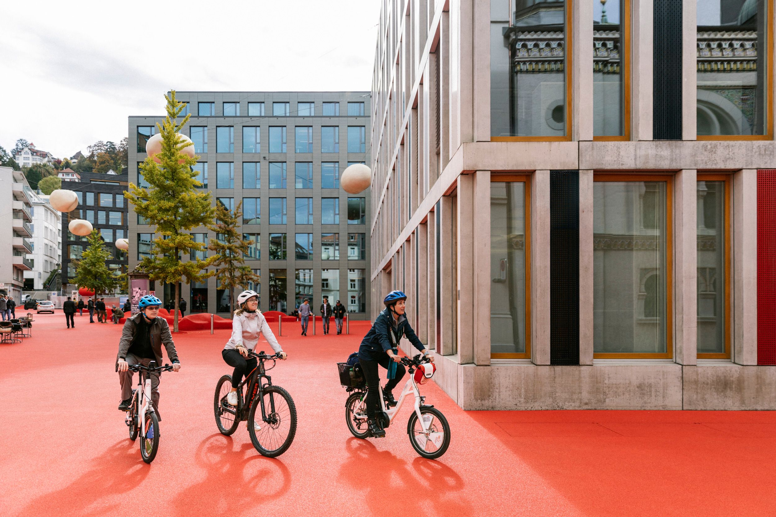 Noleggia una bici a San Gallo: Goditi il ciclismo in città con amici e familiari.