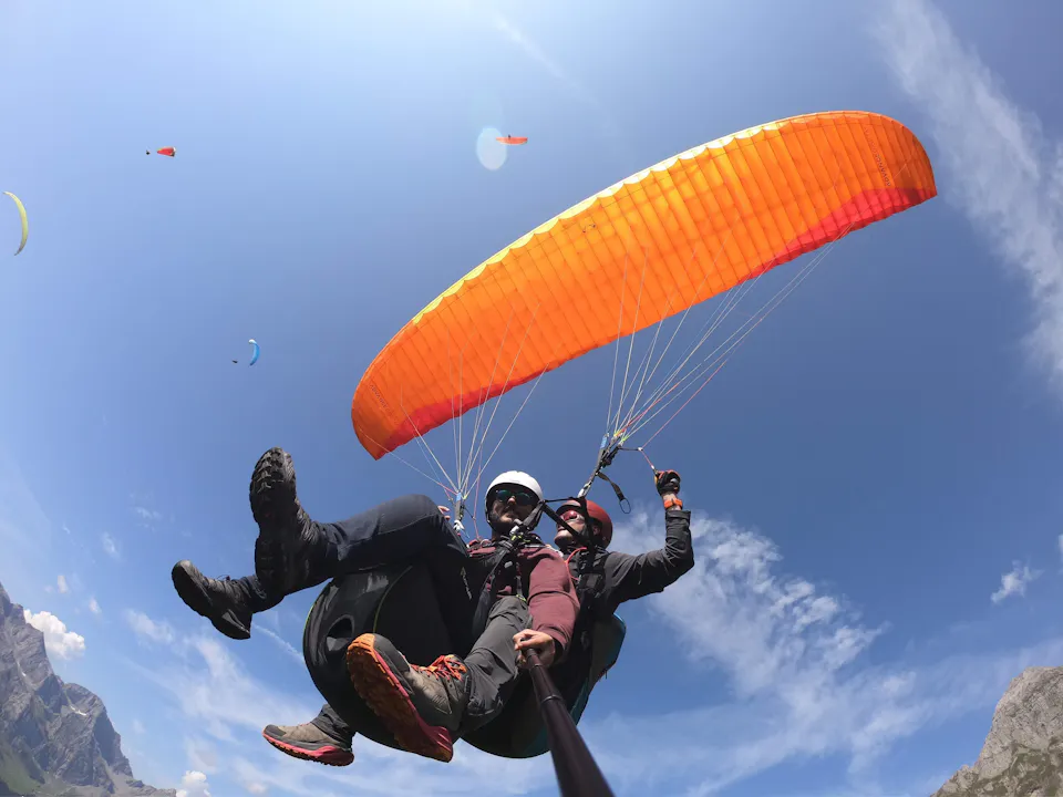 Zugerberg Gleitschirmfliegen Tandem