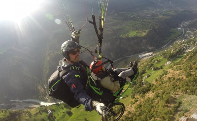Even paragliding is possible with a wheelchair (Photo: Flug Taxi)