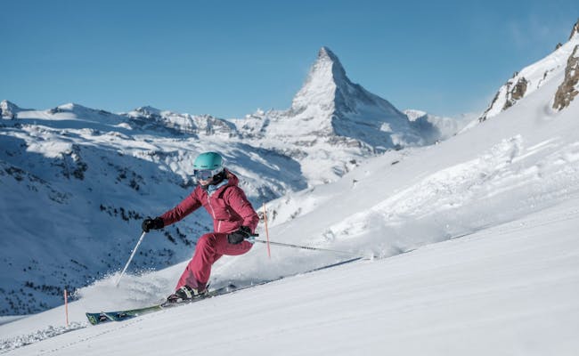 Skifahren Zermatt (Foto: Zermatt Tourismus Pascal Gertschen)