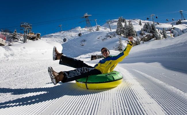 Action beim Snowtuben auf dem Titlis (Foto: Best of Switzerland)