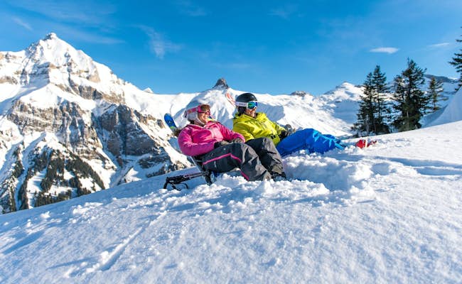 Skifahren (Foto: Tourismus Adelboden Lenk Kandersteg Roger Gruetter)