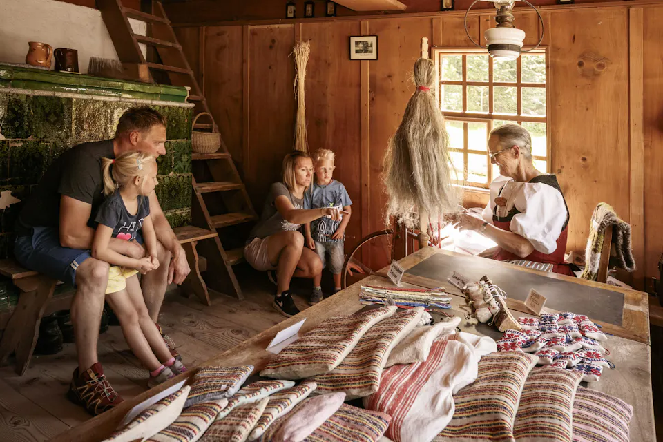 Museen Schweiz Handwerk Spinnen Ballenberg