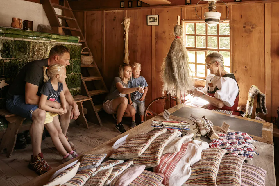 Museen Schweiz Handwerk Spinnen Ballenberg