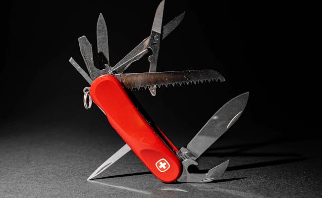 Couteau suisse Victorinox avec plusieurs outils