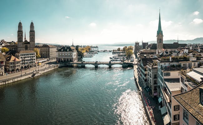 Blick auf die Limmat in Zürich (Foto: Schweiz Tourismus Daniel Loosli)