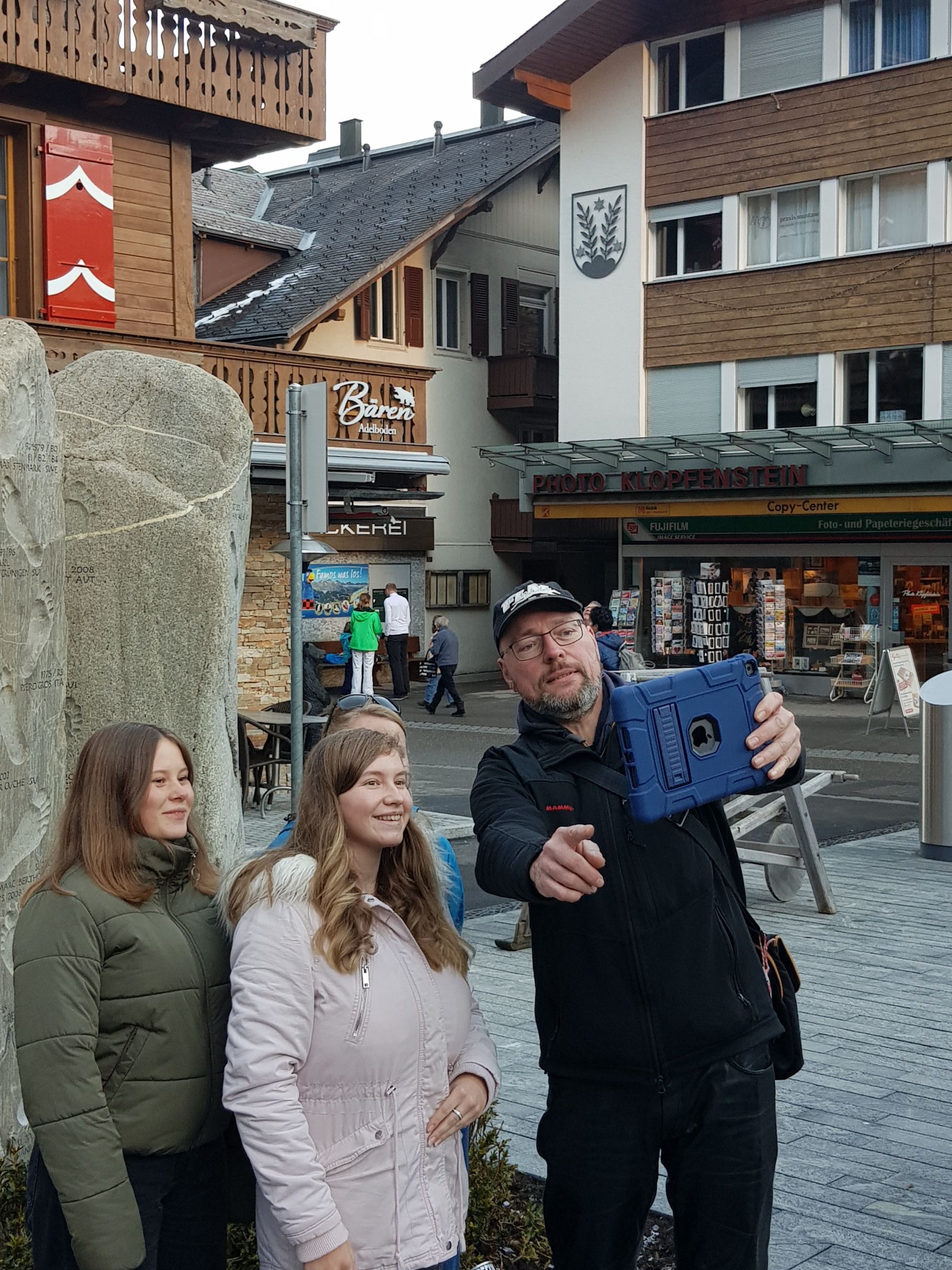 Эскейп-игра: увлекательное приключение для групп в Адельboden, в сердце природы.