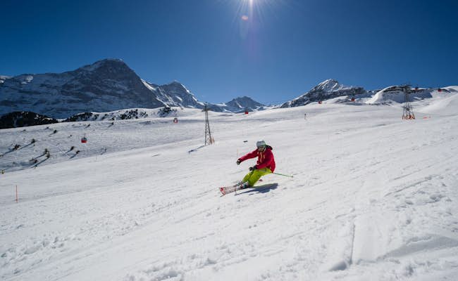 Faire du ski (photo : Bergbahnen Männlichen)