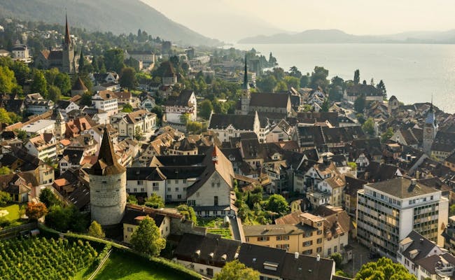 Aussicht über die Stadt Zug (Foto: Schweiz Tourismus André Meier)