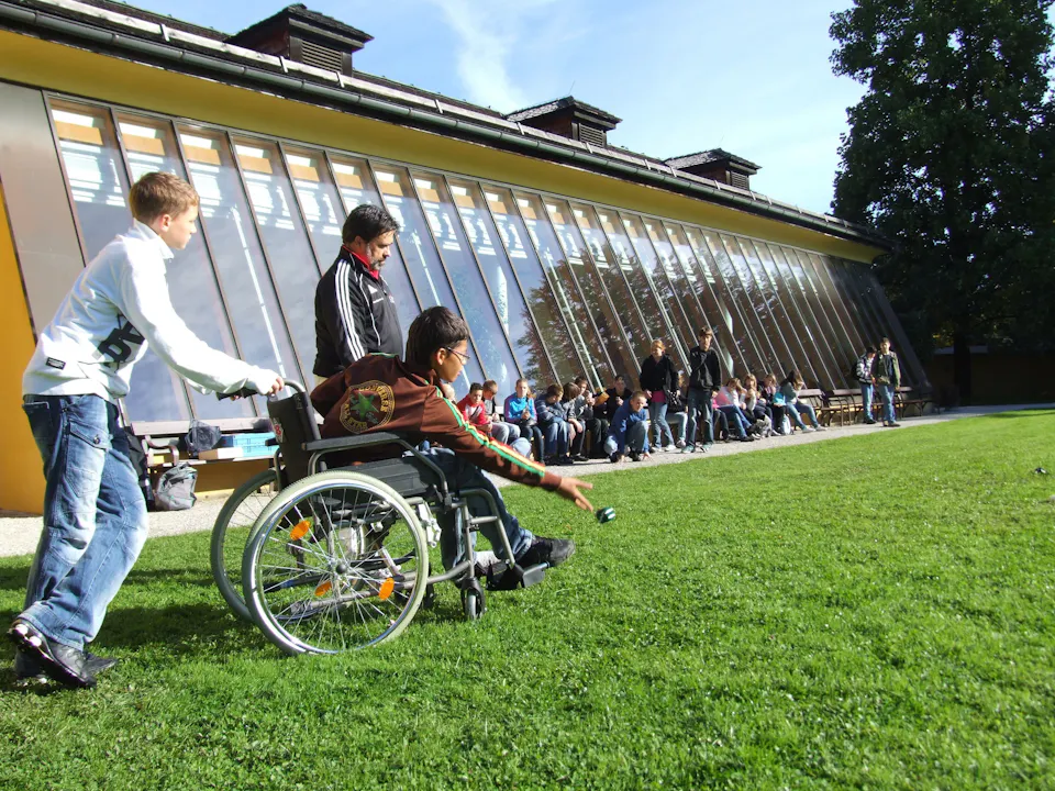 Rollstuhl Wheelchair