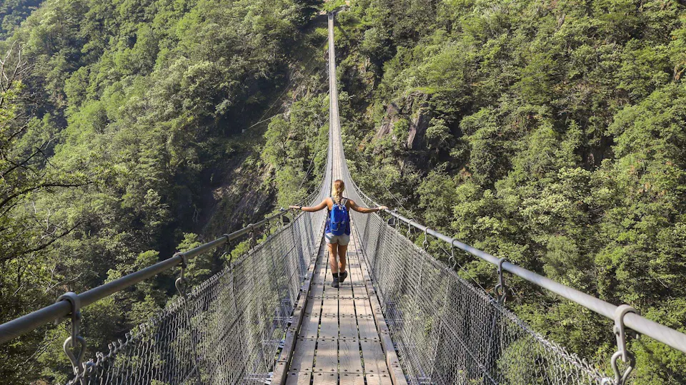 Tessin Tibetische Brücke ch