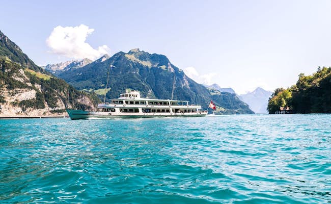 Schiff auf dem Vierwaldstättersee (Foto: Vierwaldstättersee Schifffahrt)
